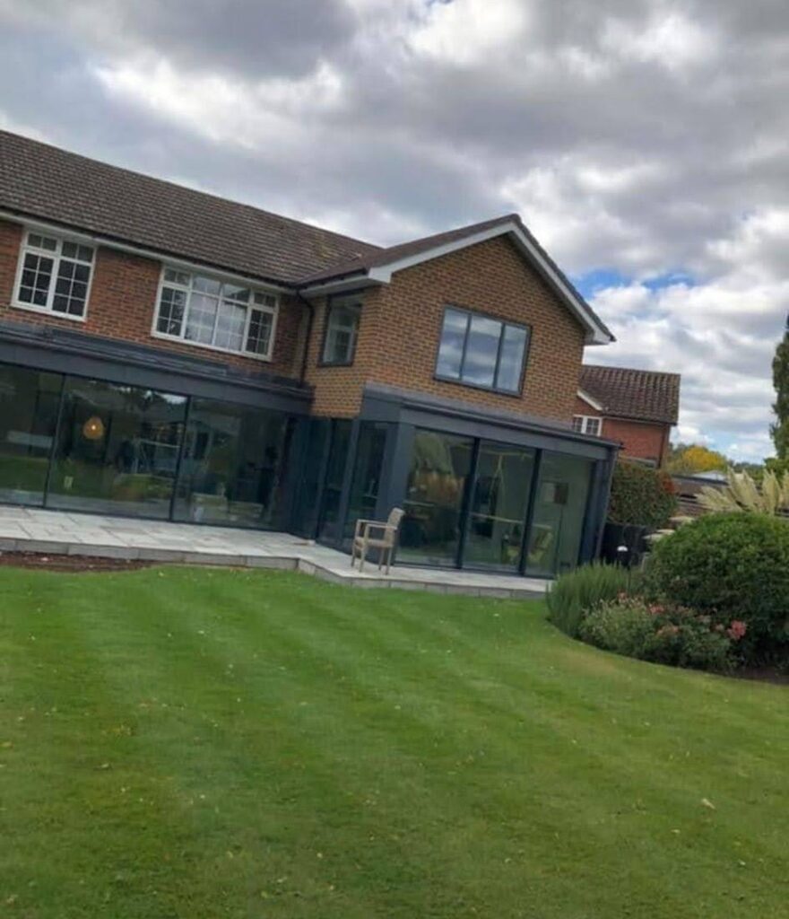 Extension and remodelling in East Horsley