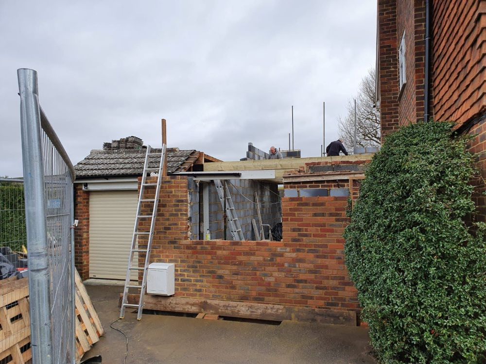 Extension and remodelling in East Horsley
